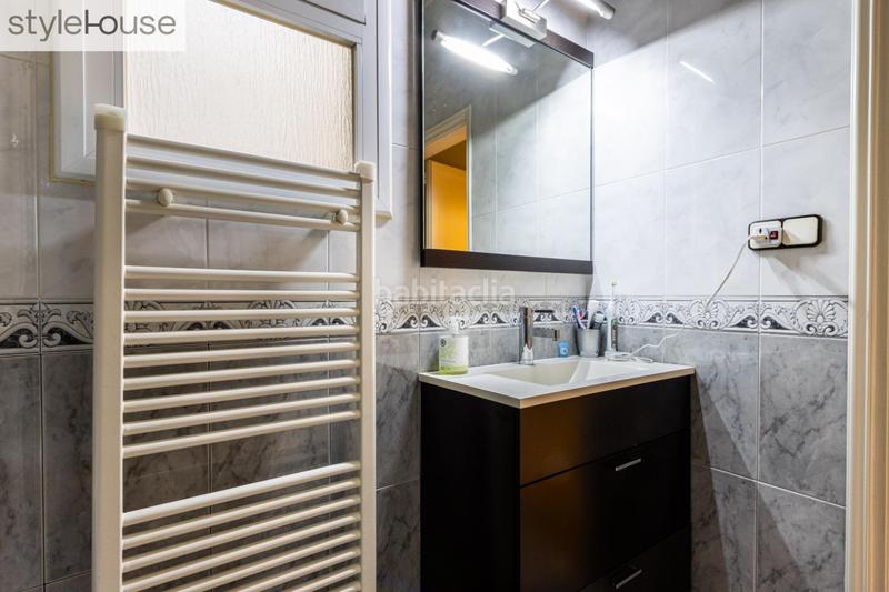 Foto f5022056-2661-4078-8e42-04c9e5311f40. Casa con riscaldamento parcheggio in Barri del Centre Terrassa