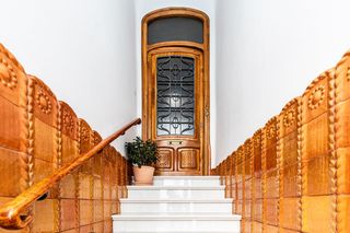 Casa adossada  Terrassa - carrer carrer de la creu gran. Elegancia modernista en el centro