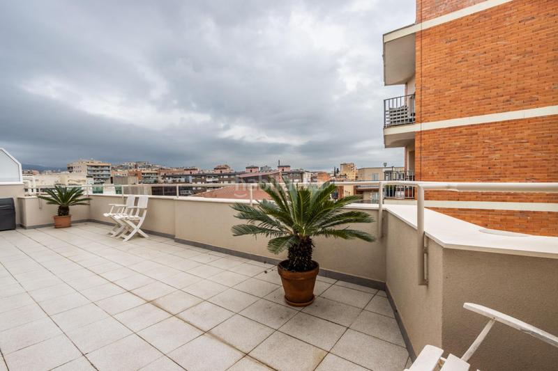 Foto 1a5439b7-37c0-41fe-86ca-f62d4b583f37. Ático  único en el centro! en Barri del Centre Terrassa