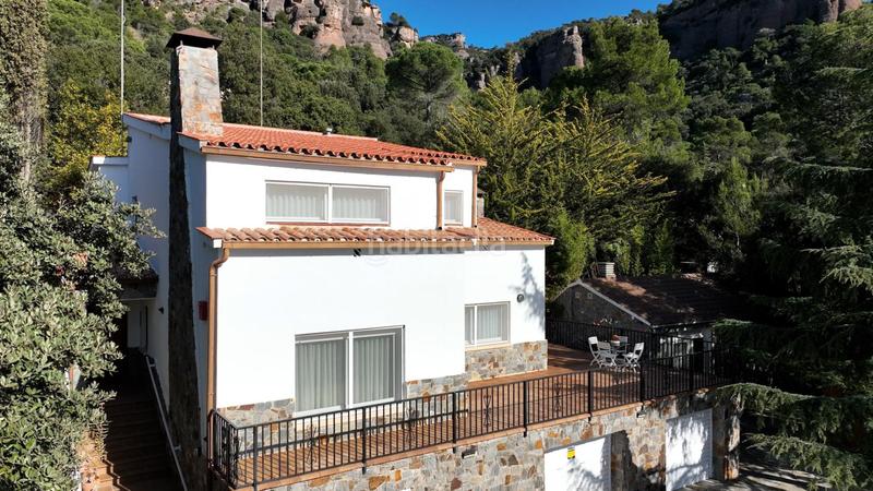 Foto 621bde9f-af12-4a0d-b556-60c1a26885ef. House with heating parking in Matadepera