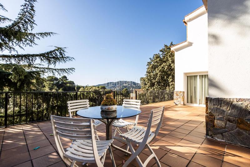 Foto 685f215f-5864-41d8-83df-e001b0d1a7e5. House with heating parking in Matadepera