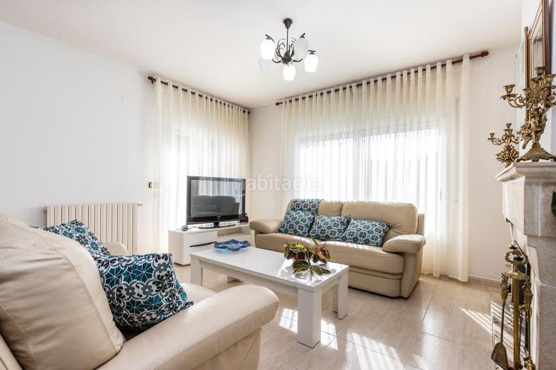 Foto 9ef9e863-889e-4a2e-9645-7ebd8aca074a. House with heating parking in Matadepera