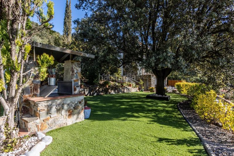 Foto e4f5363c-afdb-44e4-be97-cfba6f350fe9. House with heating parking in Matadepera