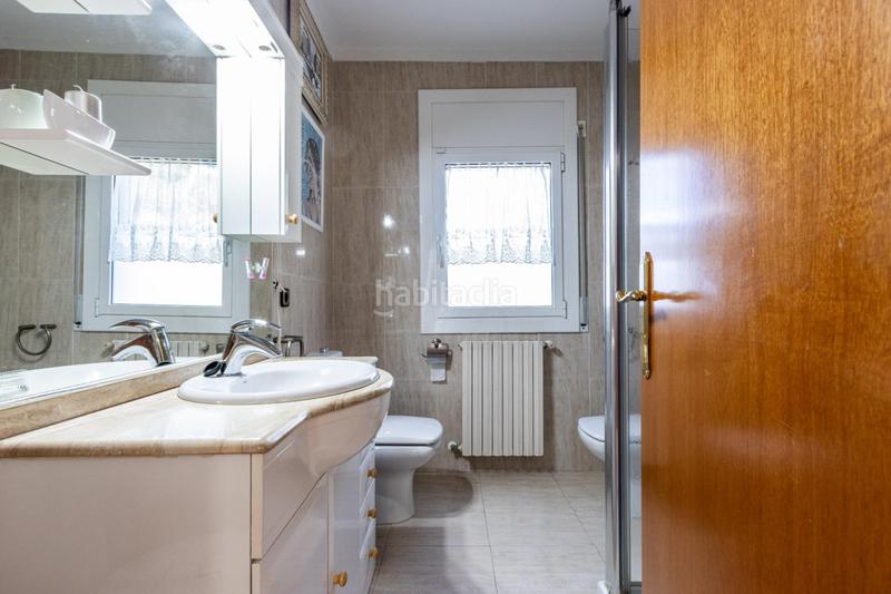 Foto f030a361-1514-4bab-a393-bc9534cb1ac3. House with heating parking in Matadepera