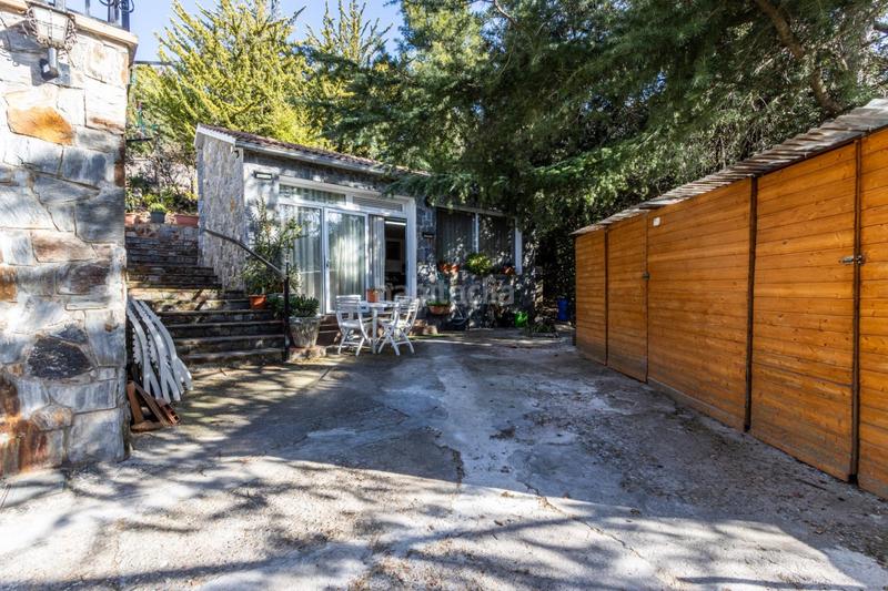 Foto f60ebe10-b448-46ec-a08d-18a2e7d62be3. House with heating parking in Matadepera