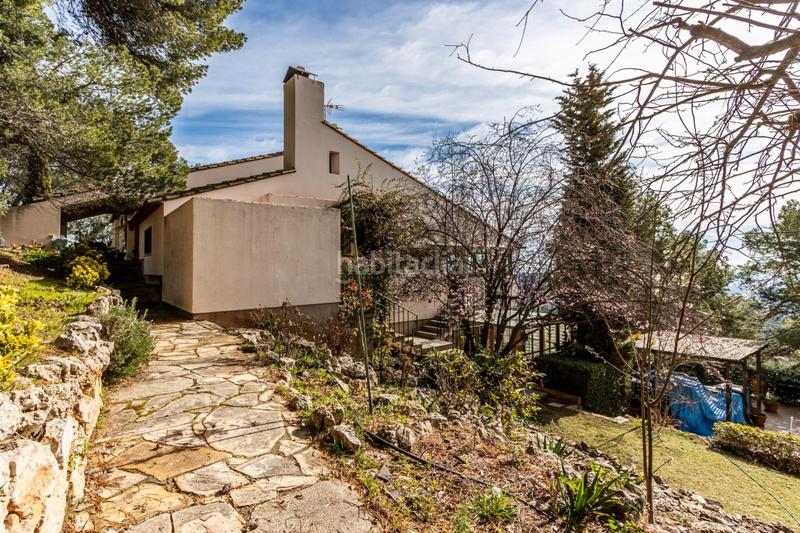 Foto 0760bcc7-d660-4263-a582-195e55f68b9f. House with heating parking in Matadepera