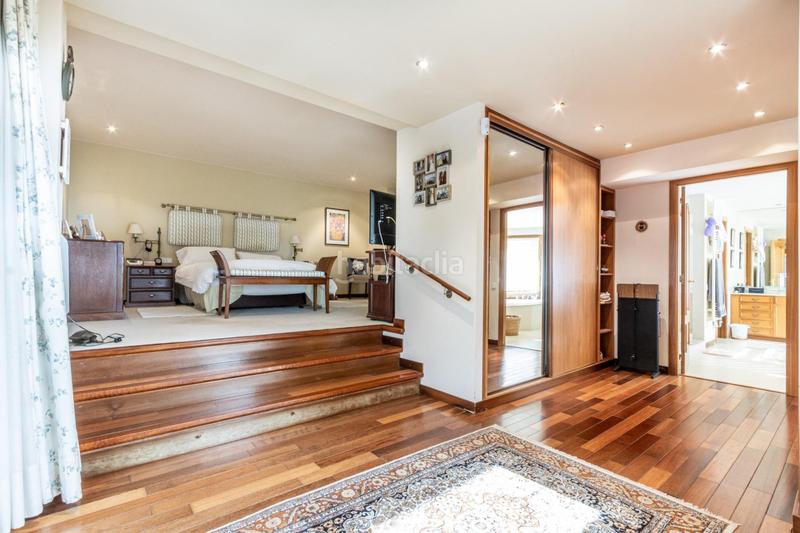 Foto 6421d273-84e0-46e9-88c1-c33f734bdf5e. House with heating parking in Matadepera