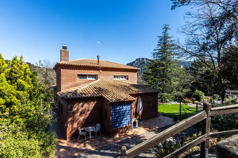 Foto 29ea1644-8339-4a61-ba32-d5d7d52ff175. Casa espectacular casa en les pedritxes en Matadepera