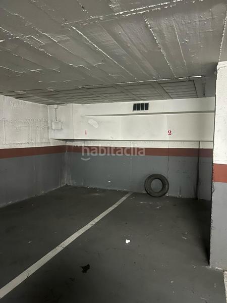 Foto 32fedabd-5dc1-47f5-b873-f3a4eb209cb9. Parking voiture dans Plaça Catalunya - Escola Industrial Terrassa