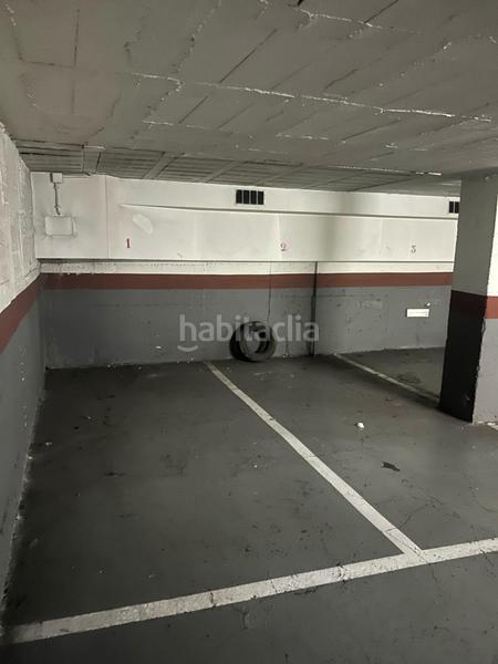 Foto 7c602d95-0240-4c5e-b204-fb1332b446b7. Parking voiture dans Plaça Catalunya - Escola Industrial Terrassa