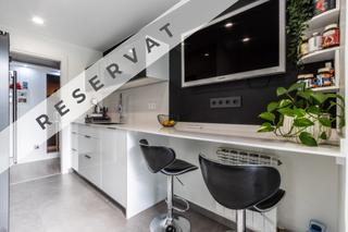 Piso  Terrassa -  carrasco i formiguera,de. Piso con grandes acabados, parking y trastero en el roc blanc