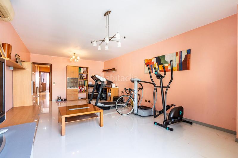 Foto 3a8e4a19-28dc-4949-88a8-b3b6d41b3e52. Casa  en zona de nueva proyección y revalorización en Terrassa