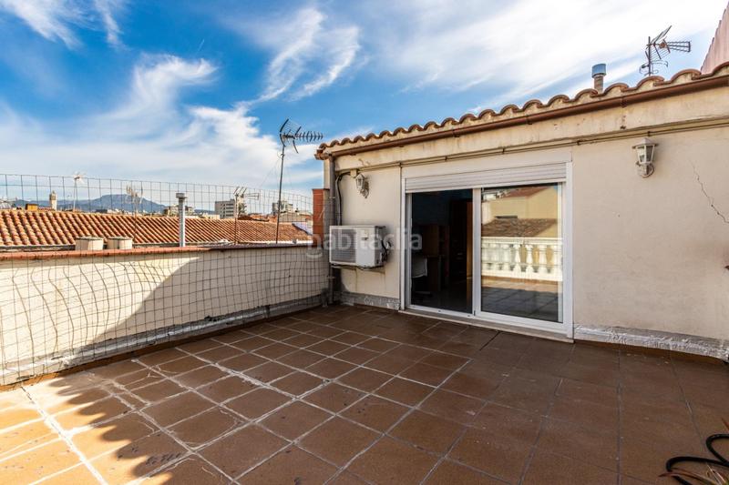 Foto 5dd6adf2-98ba-46ae-ade7-10068716b6c0. Casa  en zona de nueva proyección y revalorización en Terrassa