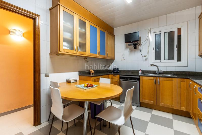 Foto e304b721-bb68-4c55-b964-cda98cc9e638. Casa  en zona de nueva proyección y revalorización en Terrassa