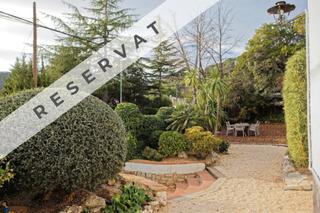 Maison  Matadepera - calle s pere-u. s llorenc pins. Fantástica casa en planta de estilo rústico con amplio jardín!