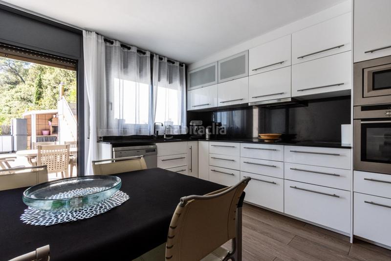 Foto 80db8f92-d067-45dc-9793-e1d1e2ead88c. House with heating parking in Matadepera