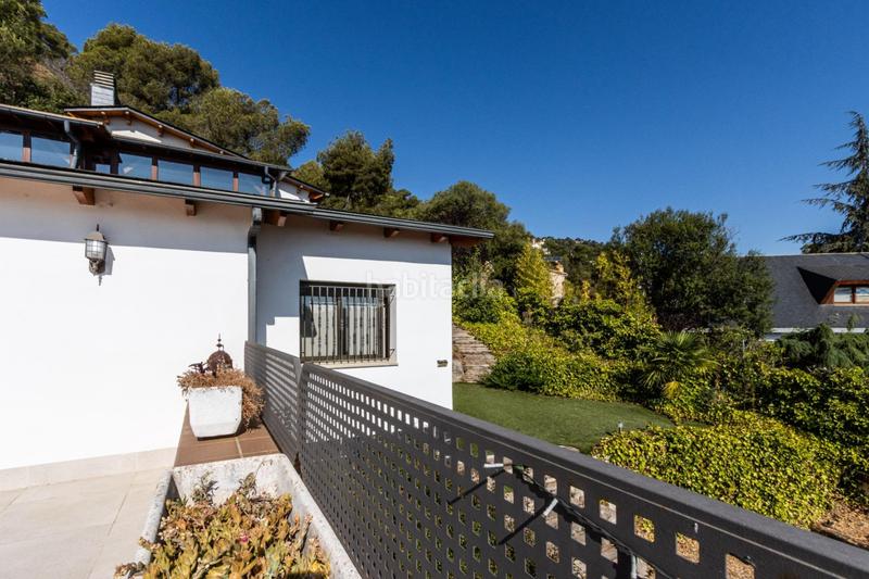 Foto a9cb175d-ae72-4872-adb1-847a9ea335da. House with heating parking in Matadepera