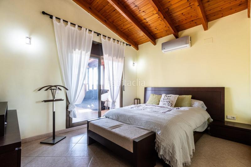 Foto ac5788ec-80d8-4ba8-88f5-c79501abb829. House with heating parking in Matadepera