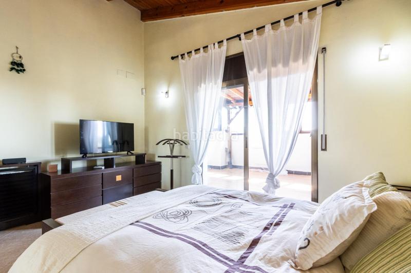 Foto bf9dca98-5af0-4bb5-af21-52f593e915e0. House with heating parking in Matadepera