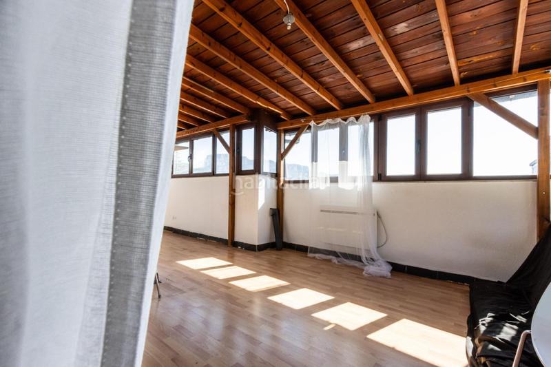 Foto c2fefc35-b882-4f17-a24b-a71ff9607ef3. House with heating parking in Matadepera