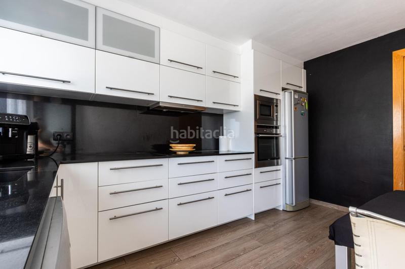 Foto d11ef85d-bac7-4941-971a-76cfc7e3d0ed. House with heating parking in Matadepera