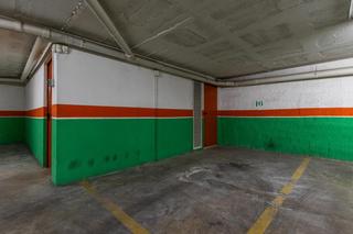Autoparkplatz  Terrassa - carrer rovira i brusi, de. Plaza de parking  trastero