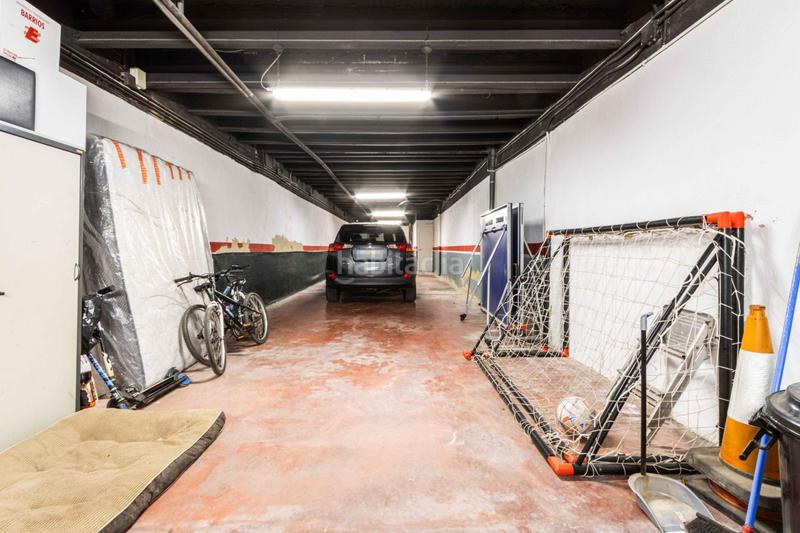 Foto ef691549-731e-4f80-89a6-d2404c1f85d6. Haus mit heizung parking in Ca n'Aurell Terrassa