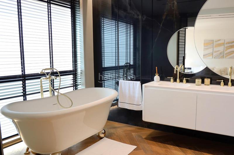 Foto 1084ab90-a323-4006-bec0-759de1e9295c. Pis amb calefacció aparcament a Sant Gervasi - Galvany Barcelona