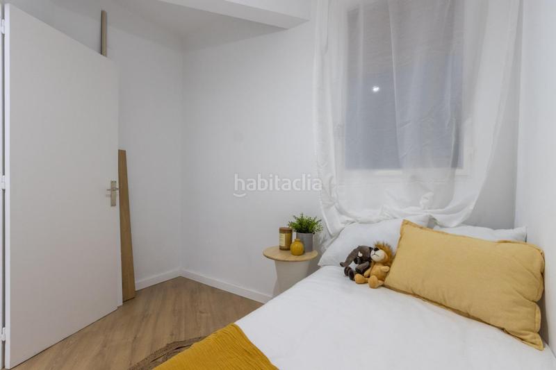 Foto 517f9d2b-be9a-411a-a6f4-b15ea2b2d608. Piso  de 4 habitaciones, reformado y con balcones, cerca del parc de sant jordi en Terrassa