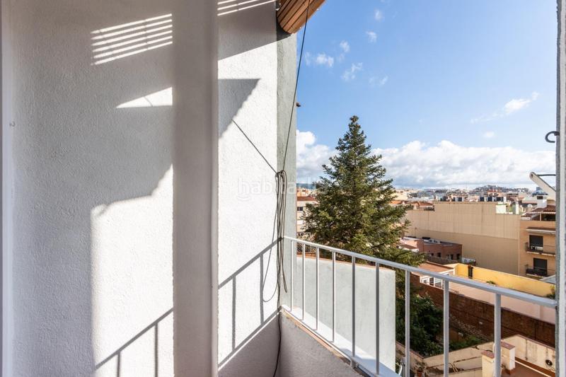 Foto 62c1bd71-159d-4b82-a7b6-3f9bb3cc67b9. Piso  de 4 habitaciones, reformado y con balcones, cerca del parc de sant jordi en Terrassa