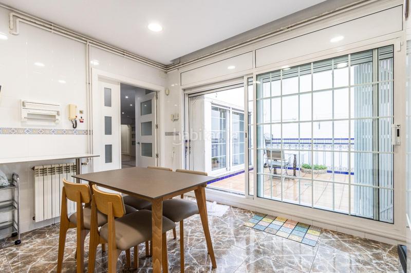 Foto 35aa5759-e0c6-4939-bc71-00e9e3953b54. Casa a schiera con riscaldamento parcheggio in Barri del Centre Terrassa