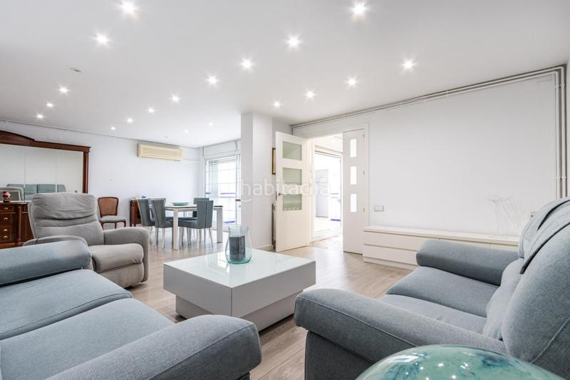 Foto 5813a030-78a6-4258-b076-9d489a3d7595. Casa a schiera con riscaldamento parcheggio in Barri del Centre Terrassa