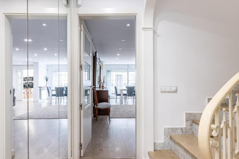 Foto 9e51e437-3daf-4f43-852d-5df2fa3998d2. Casa a schiera con riscaldamento parcheggio in Barri del Centre Terrassa