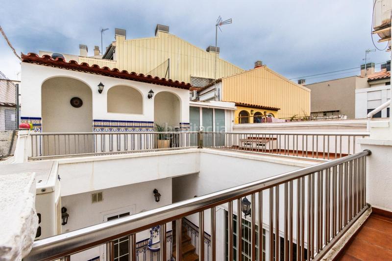 Foto c0f7d9aa-ad98-4d19-bc1c-8dc9225cd536. Casa a schiera con riscaldamento parcheggio in Barri del Centre Terrassa