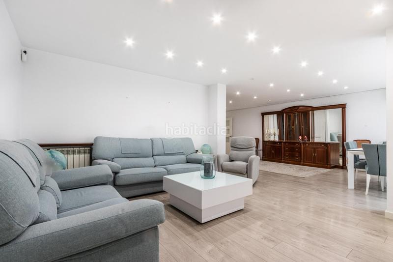 Foto c6a5de9f-51cf-4edf-a382-09ccfdb9e679. Casa a schiera con riscaldamento parcheggio in Barri del Centre Terrassa