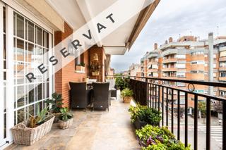 Ático  Terrassa - cl dr. pearson,del. Espacio, luz y calidez en pleno vallparadís