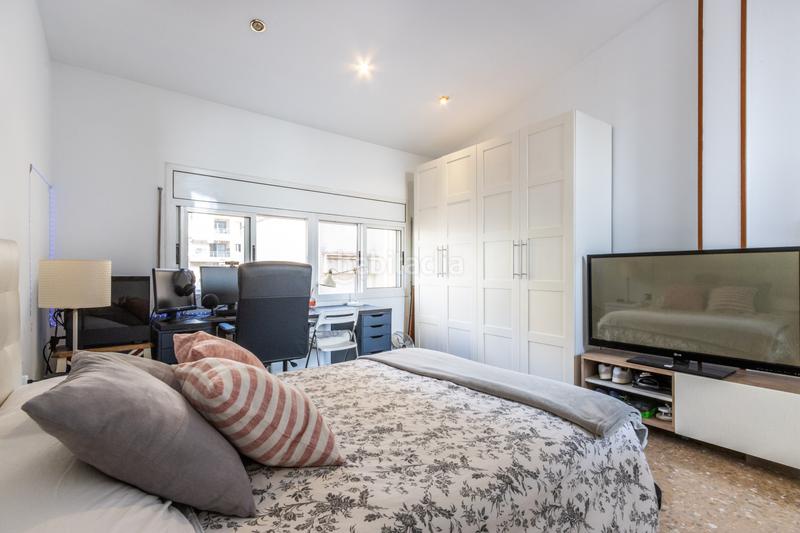 Foto 6d34380e-96ba-4c1e-b416-a23182beff34. Reihenhaus mit parking in Barri del Centre Terrassa