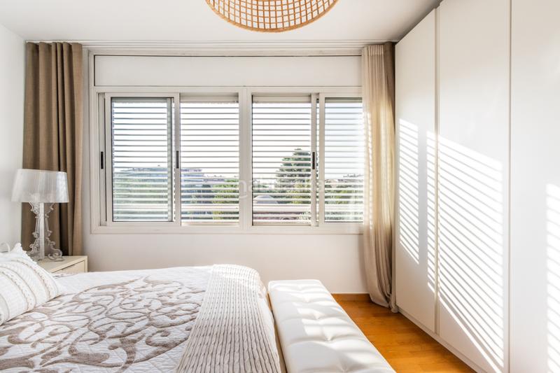 Foto 71c2be82-a430-4dce-8fc0-a0504743fff8. Reihenhaus mit parking in Barri del Centre Terrassa