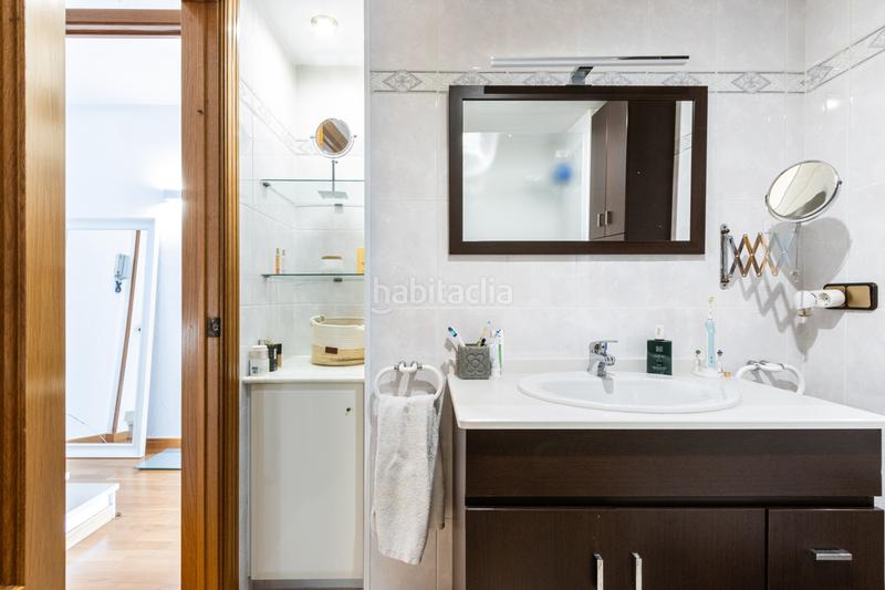 Foto 86b03255-a9fe-4fc9-bdd3-3f6f3e85731d. Reihenhaus mit parking in Barri del Centre Terrassa