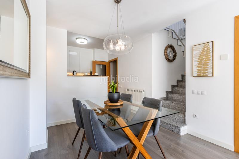 Foto 2af82d67-c534-42e7-a9ab-384c6982a171. Piso dúplex con terraza y plaza de parking incluida en Terrassa