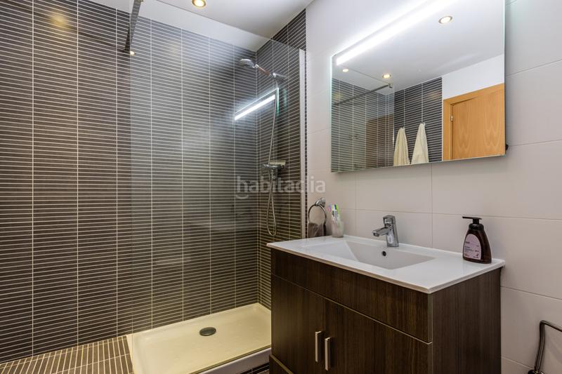 Foto 3ce1833f-b785-4938-bb7b-bfc8f5a06545. Piso dúplex con terraza y plaza de parking incluida en Terrassa