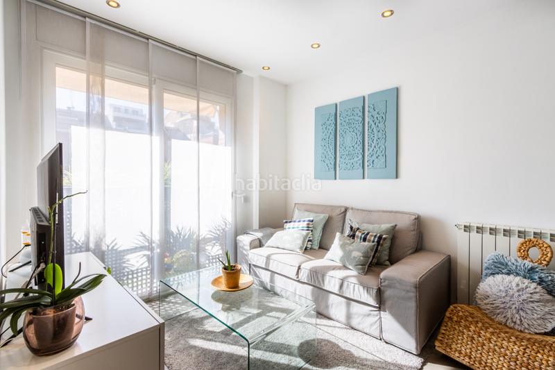 Foto 4ac5aed5-92c1-4cb0-8347-cc8d19f069e0. Piso dúplex con terraza y plaza de parking incluida en Terrassa