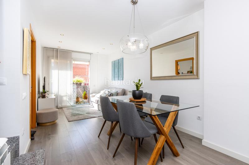 Foto 61add3fe-0d2e-49e9-a833-6761d38f6f2f. Piso dúplex con terraza y plaza de parking incluida en Terrassa