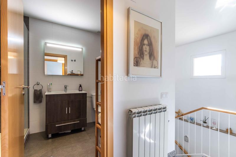 Foto 83711658-a1d4-438e-9023-650929e5f471. Piso dúplex con terraza y plaza de parking incluida en Terrassa