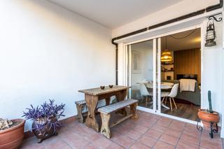 Appartement  Terrassa - catorze d abril. Carácter y personalidad