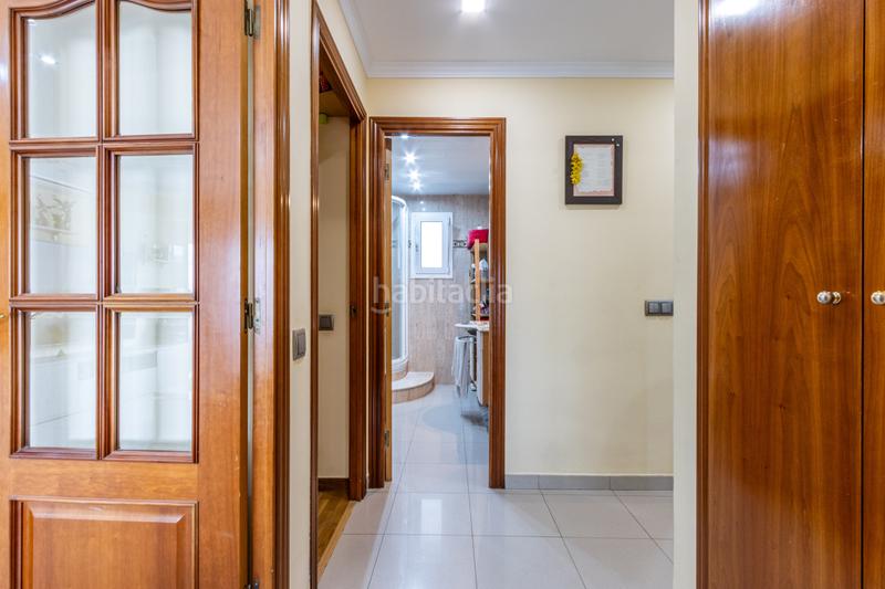 Foto 1de2624d-3f82-4450-a8ab-f58a7630e0f0. Pis amb calefacció aparcament a Ca n'Aurell Terrassa