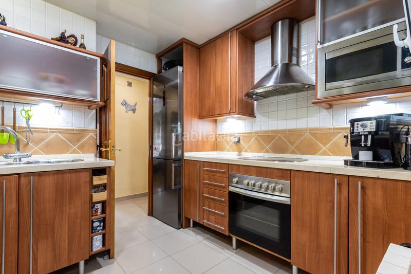 Foto 27fcc6bb-25ee-40bc-8bcc-150152b30a3b. Pis amb calefacció aparcament a Ca n'Aurell Terrassa