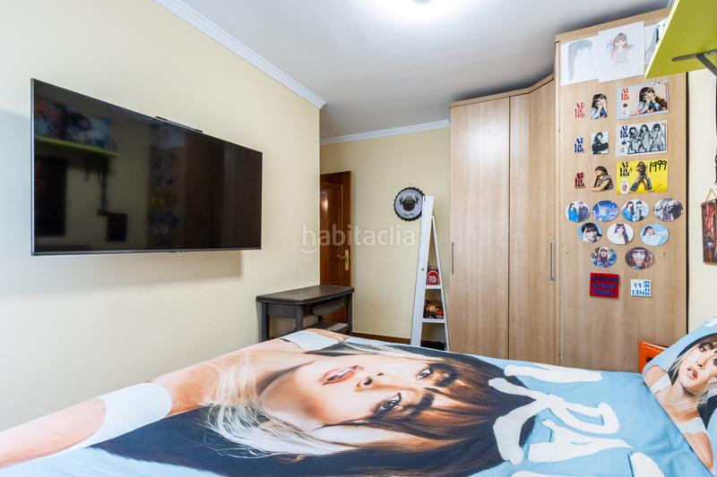 Foto 450ee368-2483-477b-9204-6c959839e9e8. Pis amb calefacció aparcament a Ca n'Aurell Terrassa