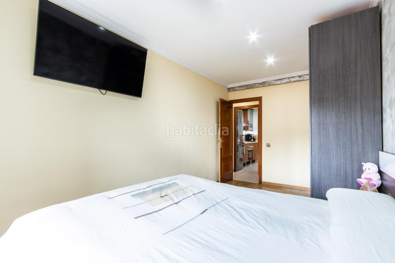 Foto 5721ec41-e32d-4b5e-8370-764d1925165d. Pis amb calefacció aparcament a Ca n'Aurell Terrassa