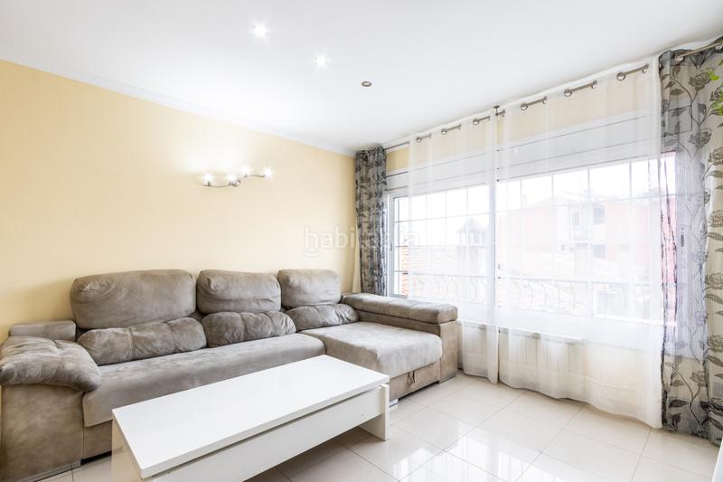 Foto 94914f32-eb1f-4809-bbf4-f93cd0466779. Pis amb calefacció aparcament a Ca n'Aurell Terrassa